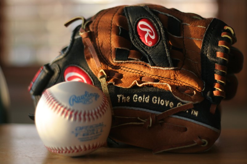 Rawlings Named Official Glove Of Major League Baseball