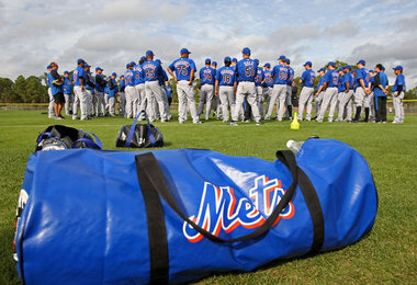 Monday Mets: What to Do With Spring Training News